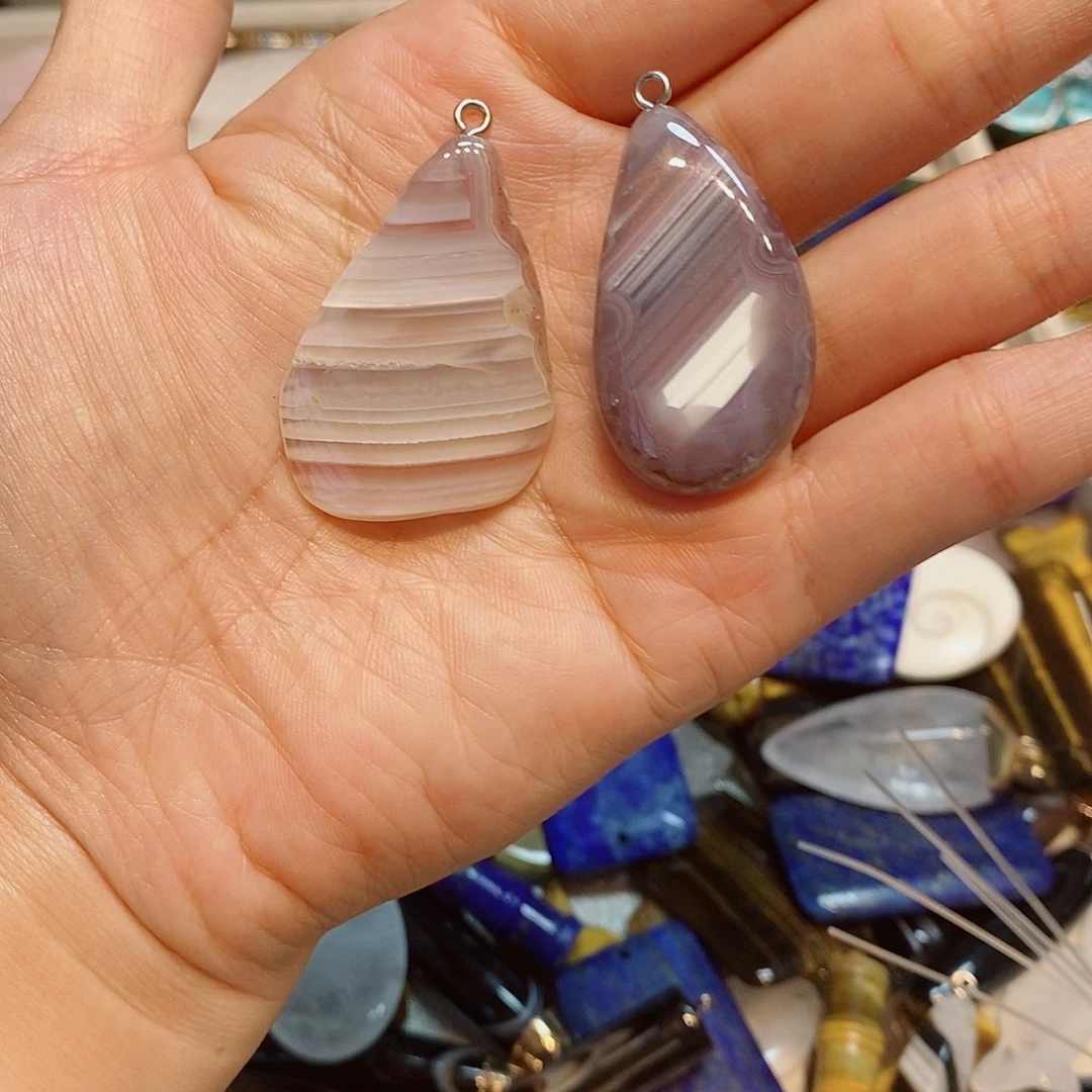 玛瑙/玉髓散珠到手2颗