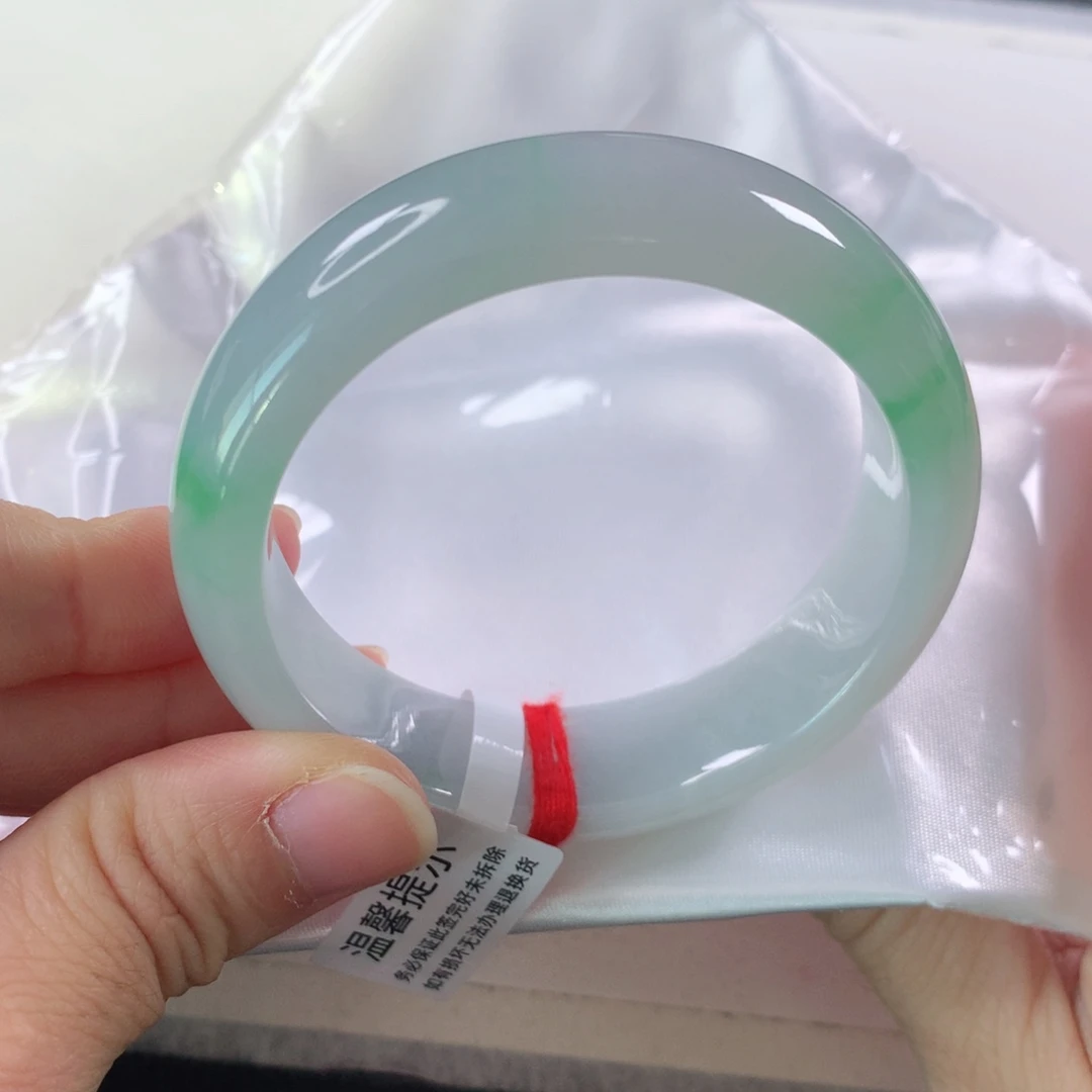 未镶嵌手镯翡翠轮胎镯白底青216