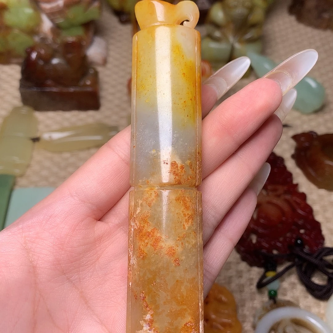 未镶嵌蛇纹石玉颈饰