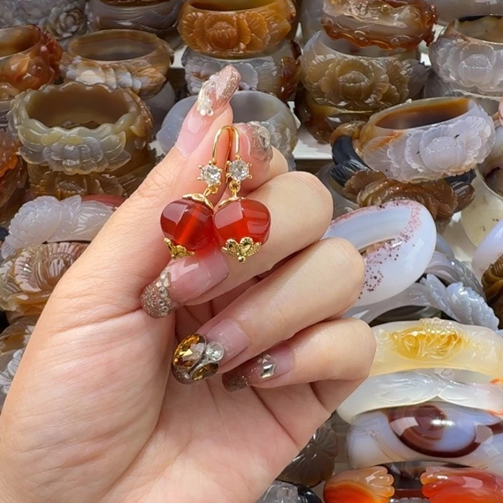 玛瑙/玉髓手镯未镶嵌