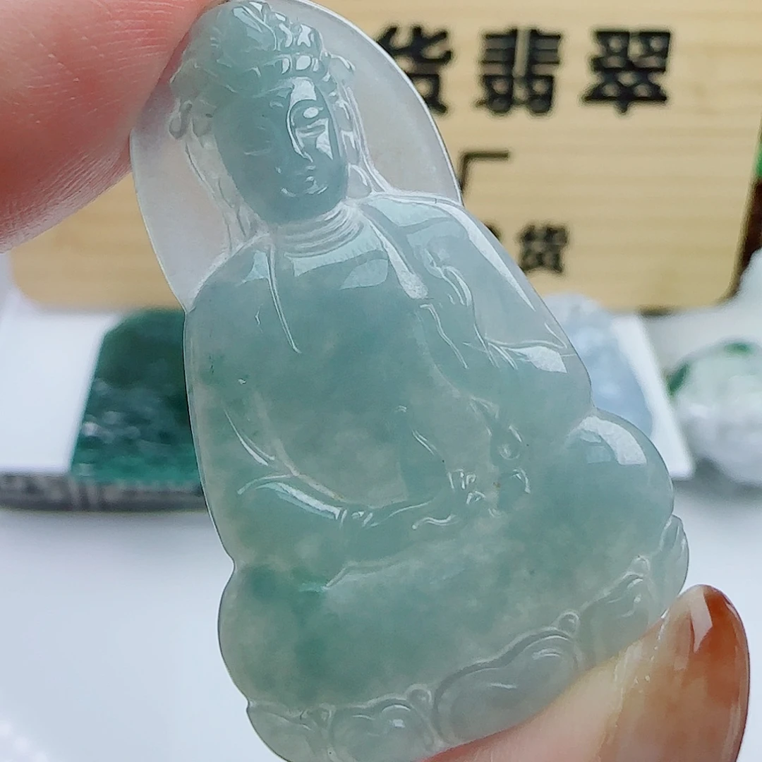 翡翠未镶嵌颈饰1111111111