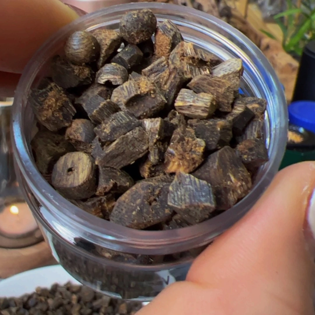 【闪购商品】沉香手把件奇楠留疤高端车珠老料30克