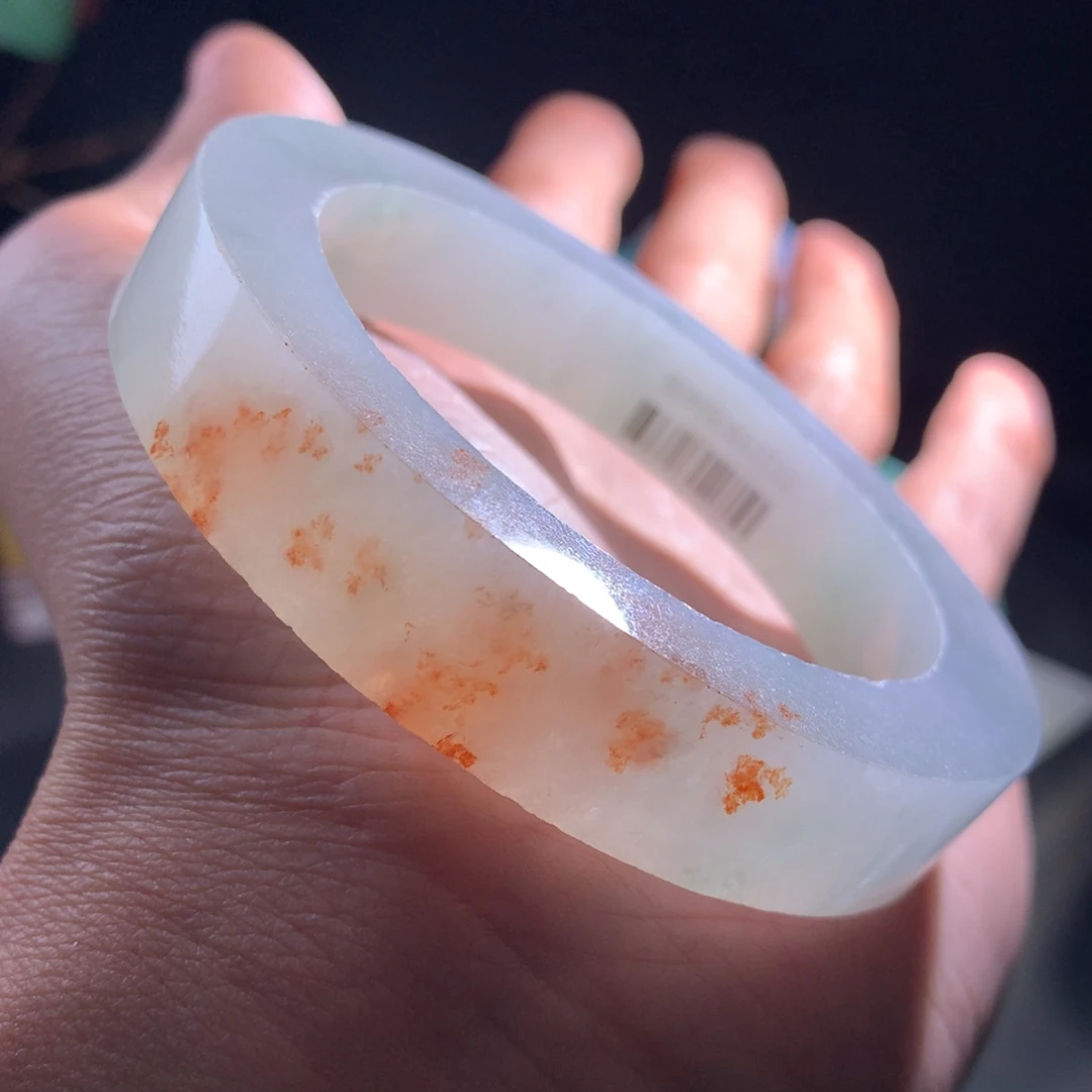 定制翡翠未镶嵌手镯