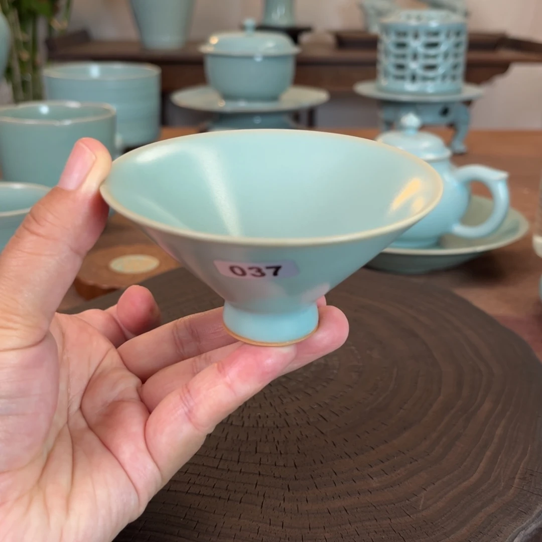 微瑕37原矿汝官窑作品