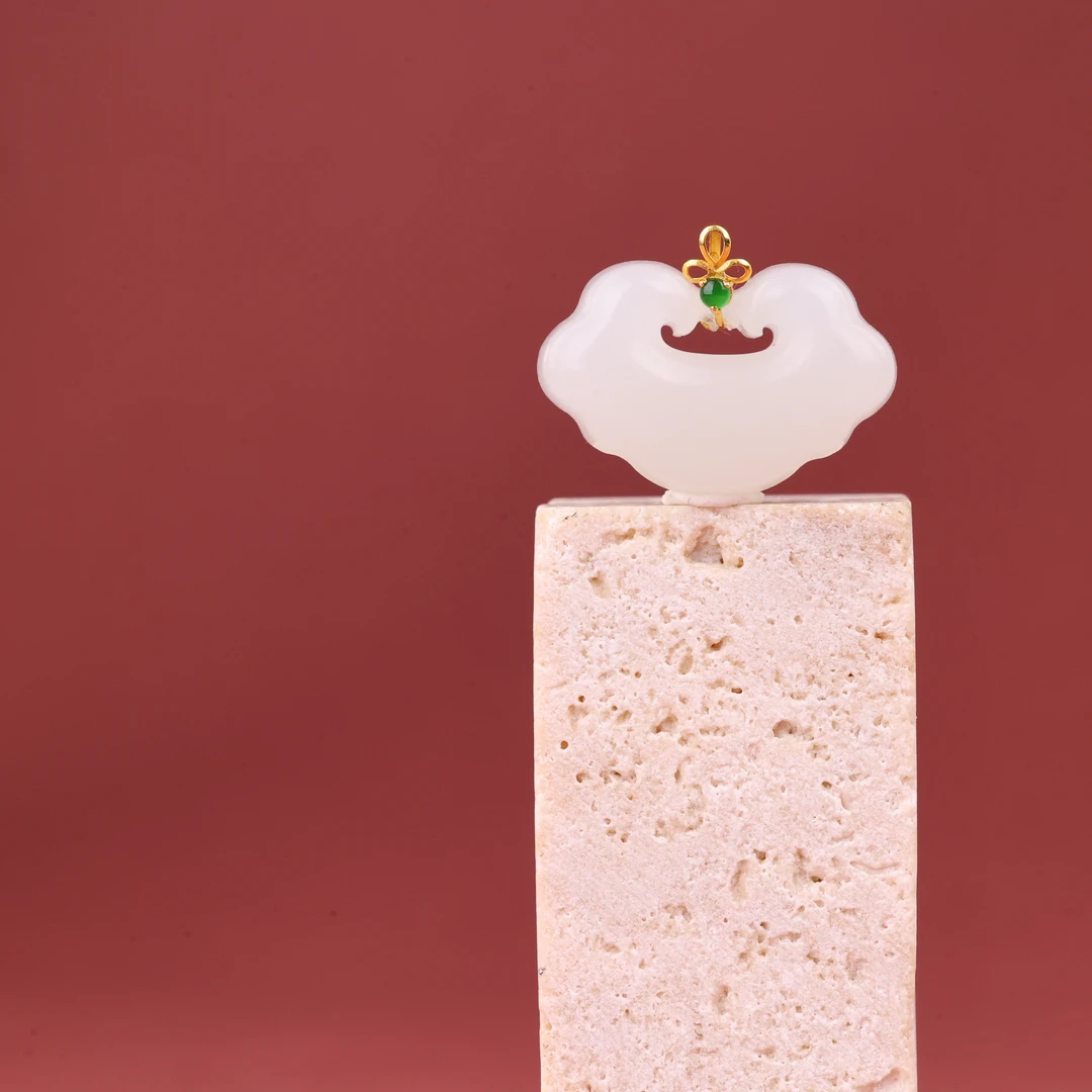 【央博玉】18K和田玉如意锁吊坠-YB95090037-多样性发一|BHT5