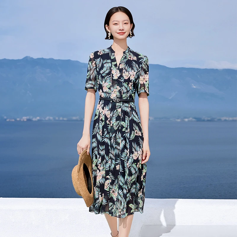 娜尔思商场同款时尚碎花V领A字连衣裙女2025夏季新款NF08826M8