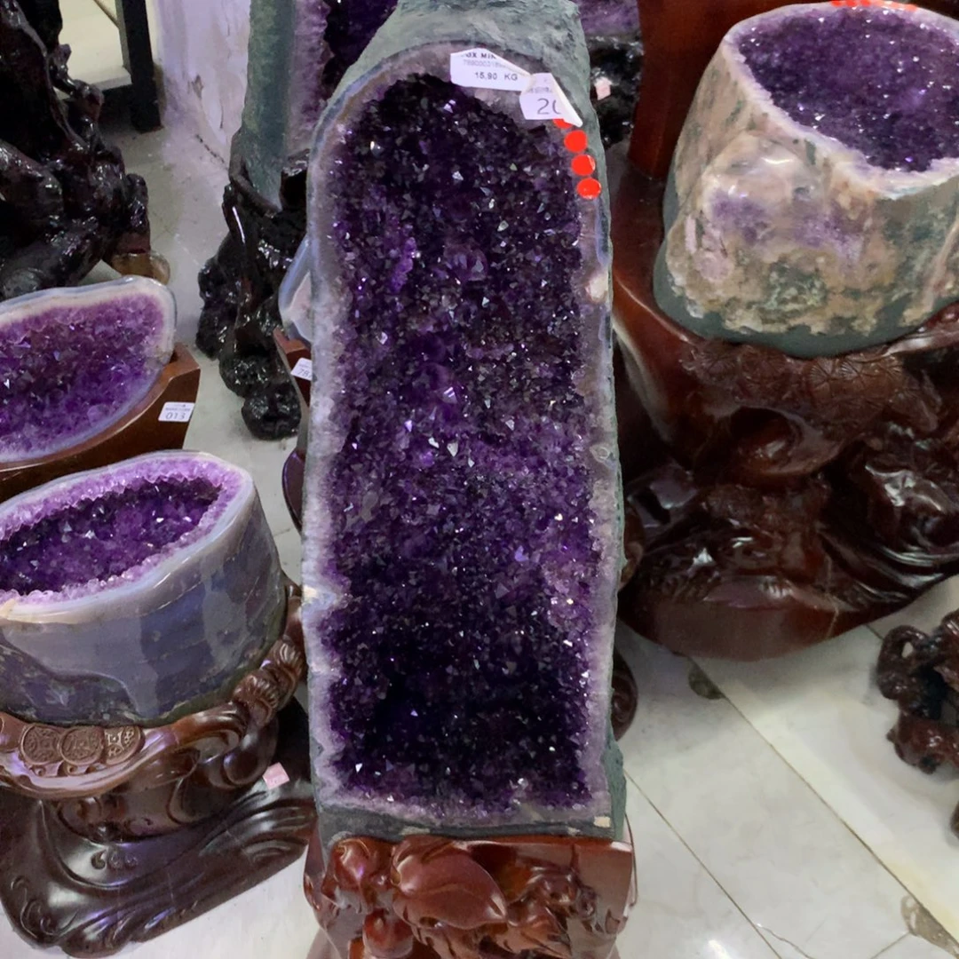 未镶嵌水晶大型摆件（非配饰）