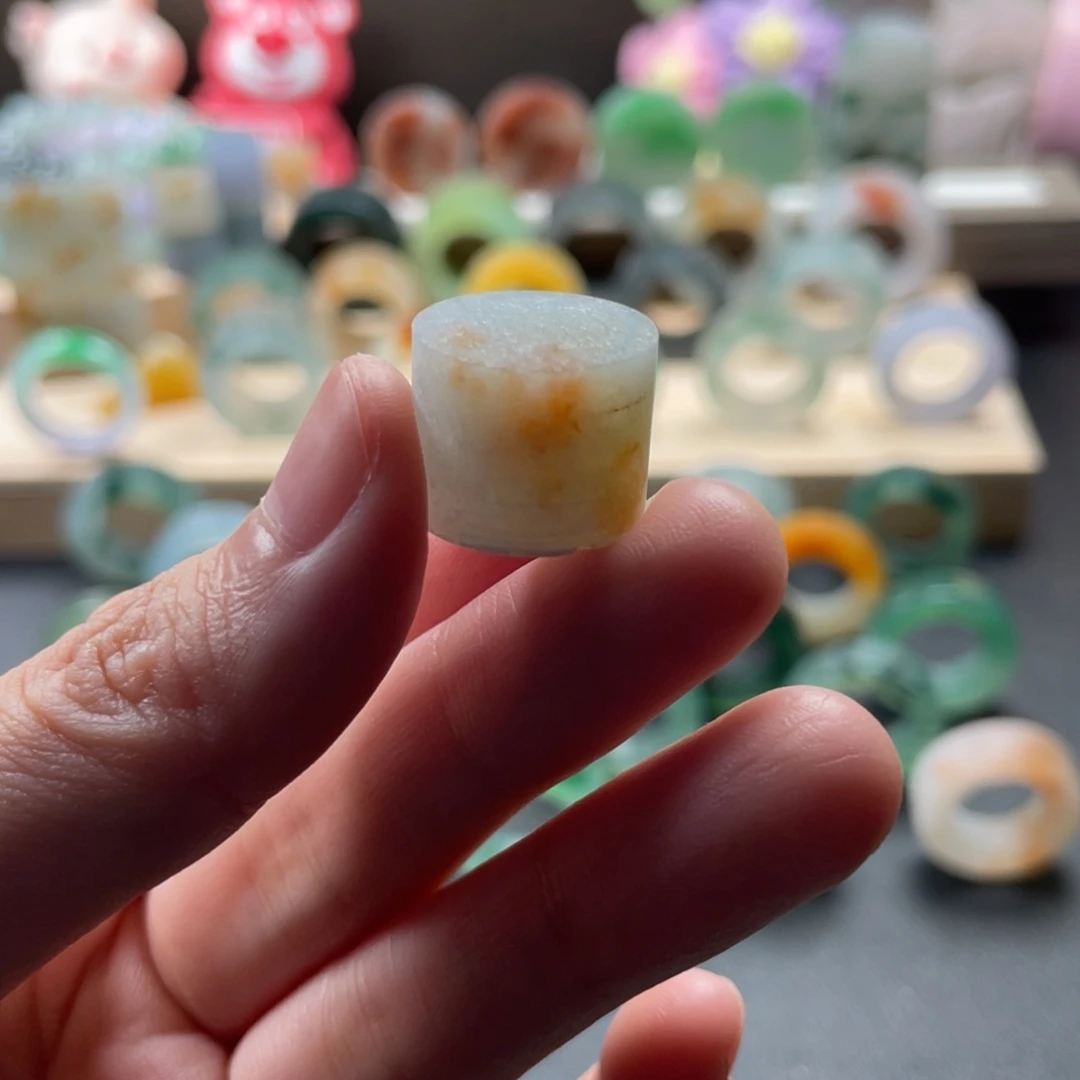 未镶嵌定制翡翠翡翠