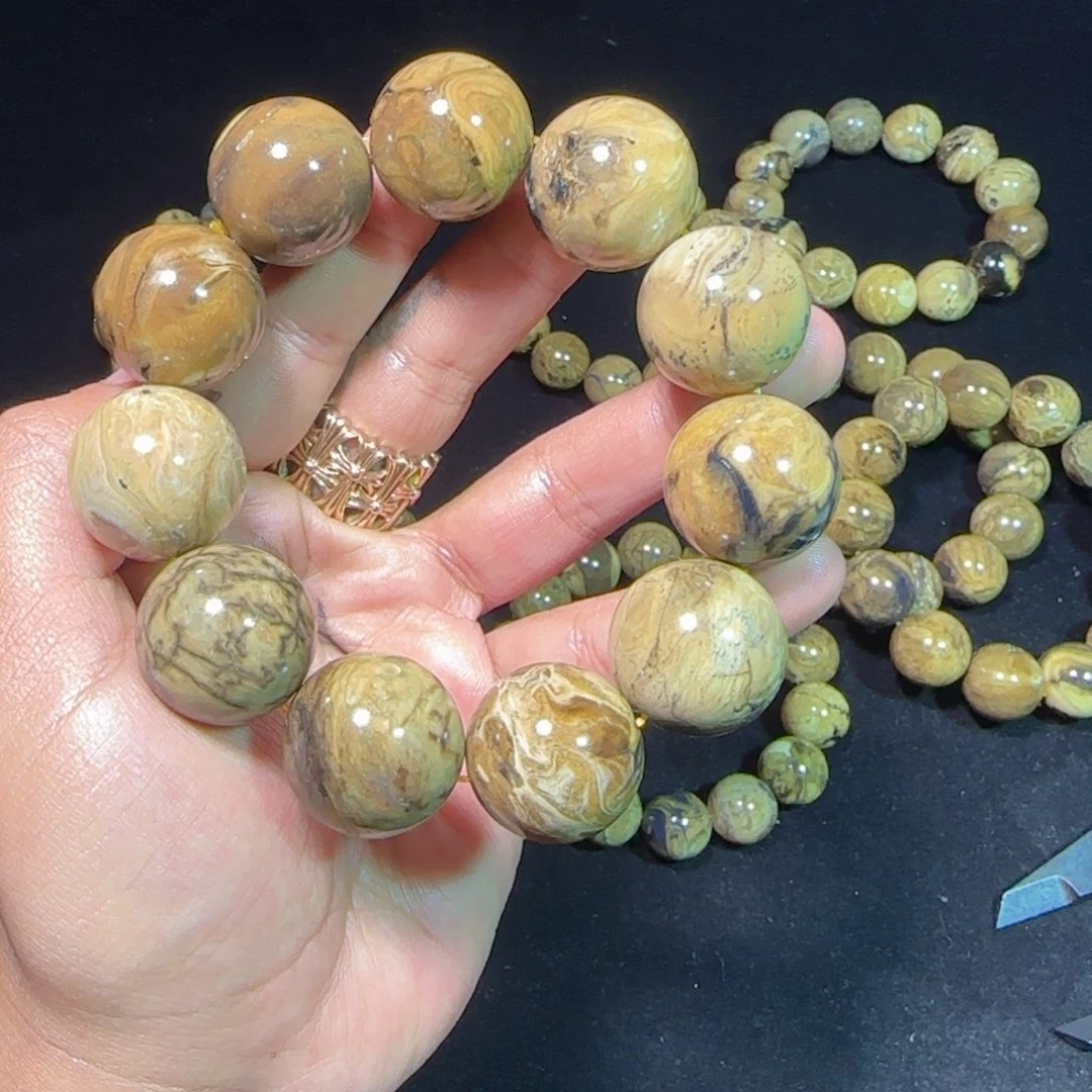 琥珀未镶嵌裸石琥珀