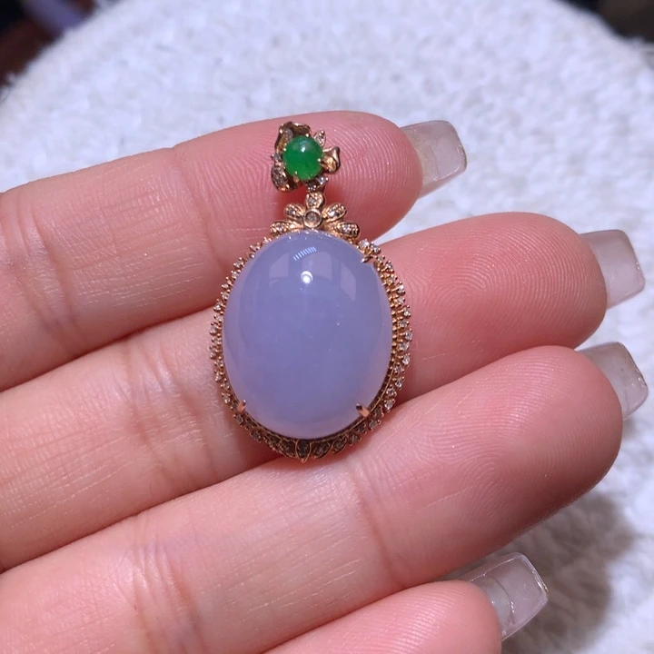 翡翠颈饰18K金镶嵌冰胶粉紫蛋面吊坠