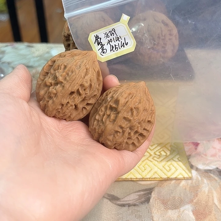 文玩核桃把件鸡心有修