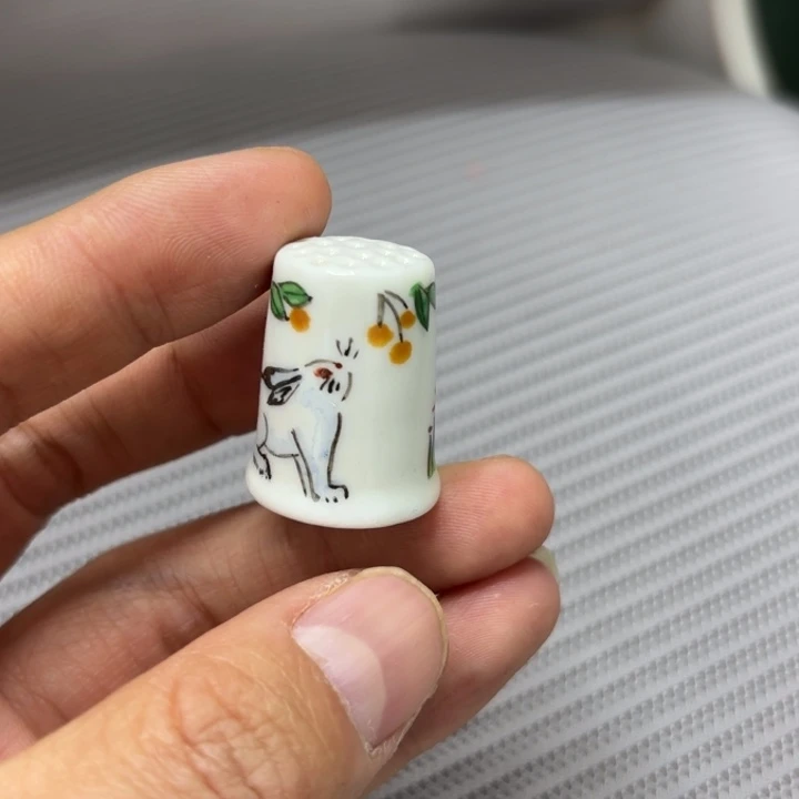 冷***暖陶摆件精美的陶瓷摆件……