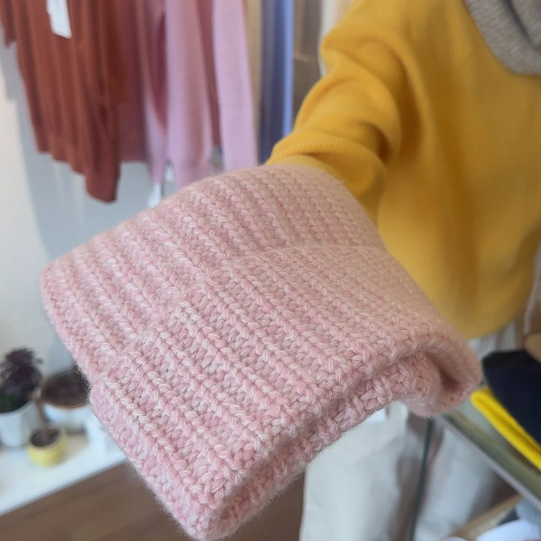 山羊绒雍致纯山羊绒厚帽子