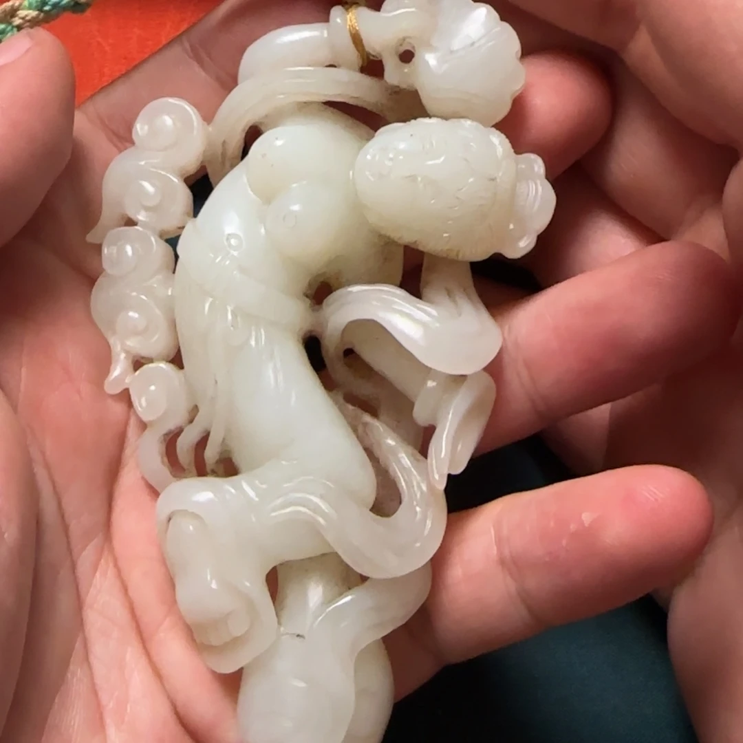 凤***坊和田玉未镶嵌挂件