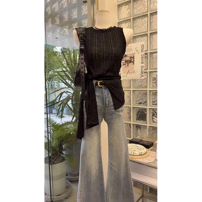 今年流行洋气减龄高级感超好看独特漂亮上衣女配高腰显瘦牛仔裤