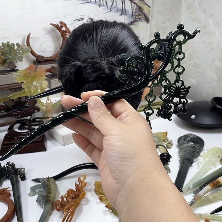 岫玉发饰未镶嵌痞**儿摇钱树