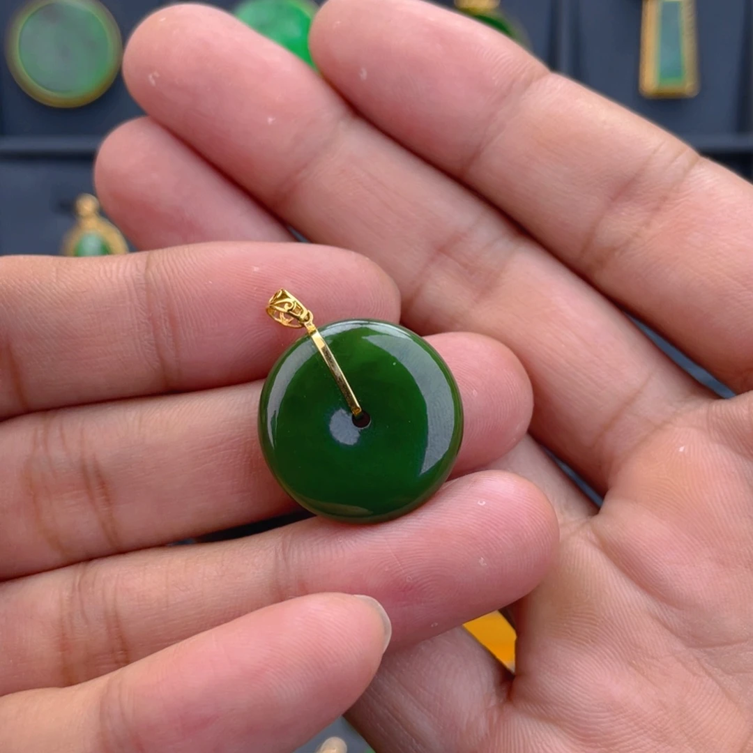 和田玉（碧玉）18K金镶嵌吊坠(不含链)平安扣