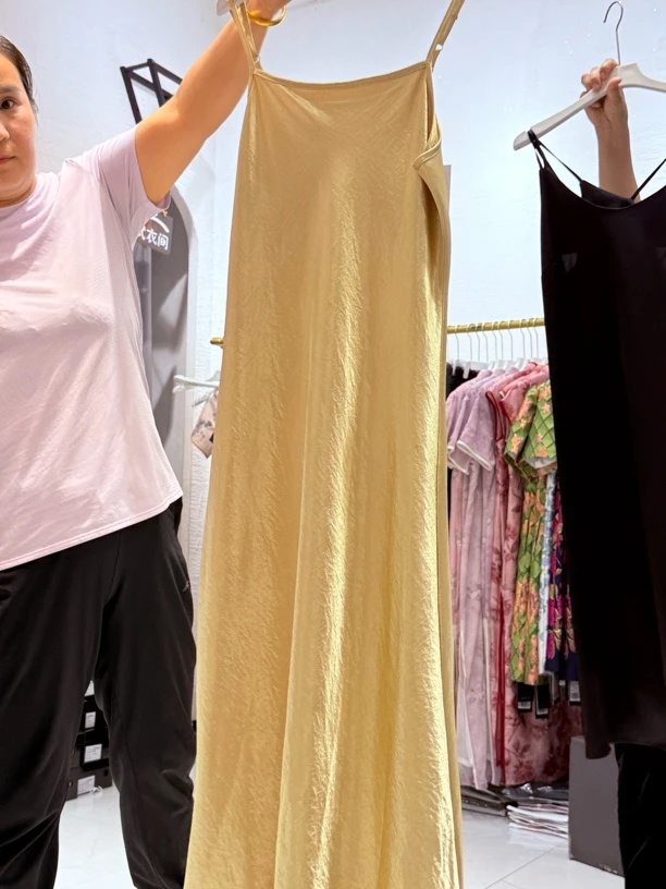夏季百搭醋酸缎面高级感中长款吊带连衣裙