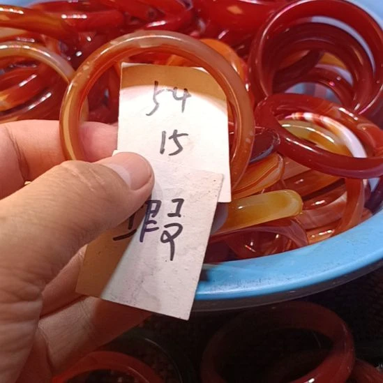 玛瑙/玉髓未镶嵌手镯