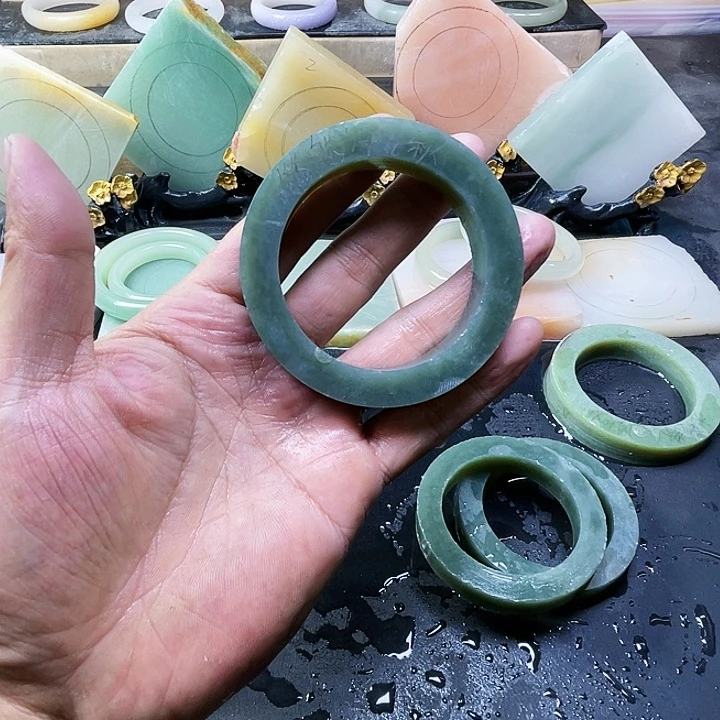 【闪购商品】和田玉手镯未镶嵌筱**然加工定制