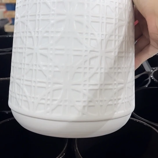 多肉绿植陶瓷花盆9.9，包邮有孔