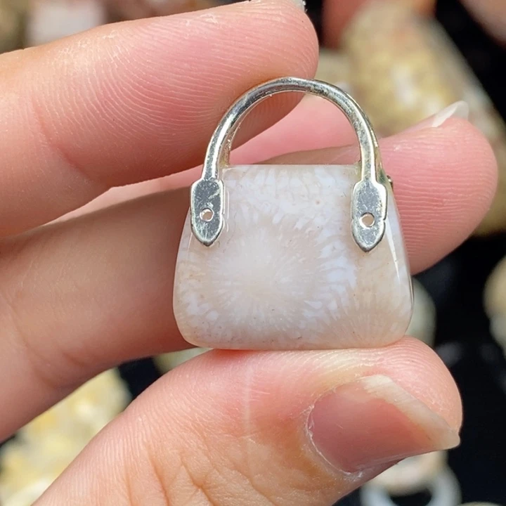 硅化玉未镶嵌手镯（圆镯）