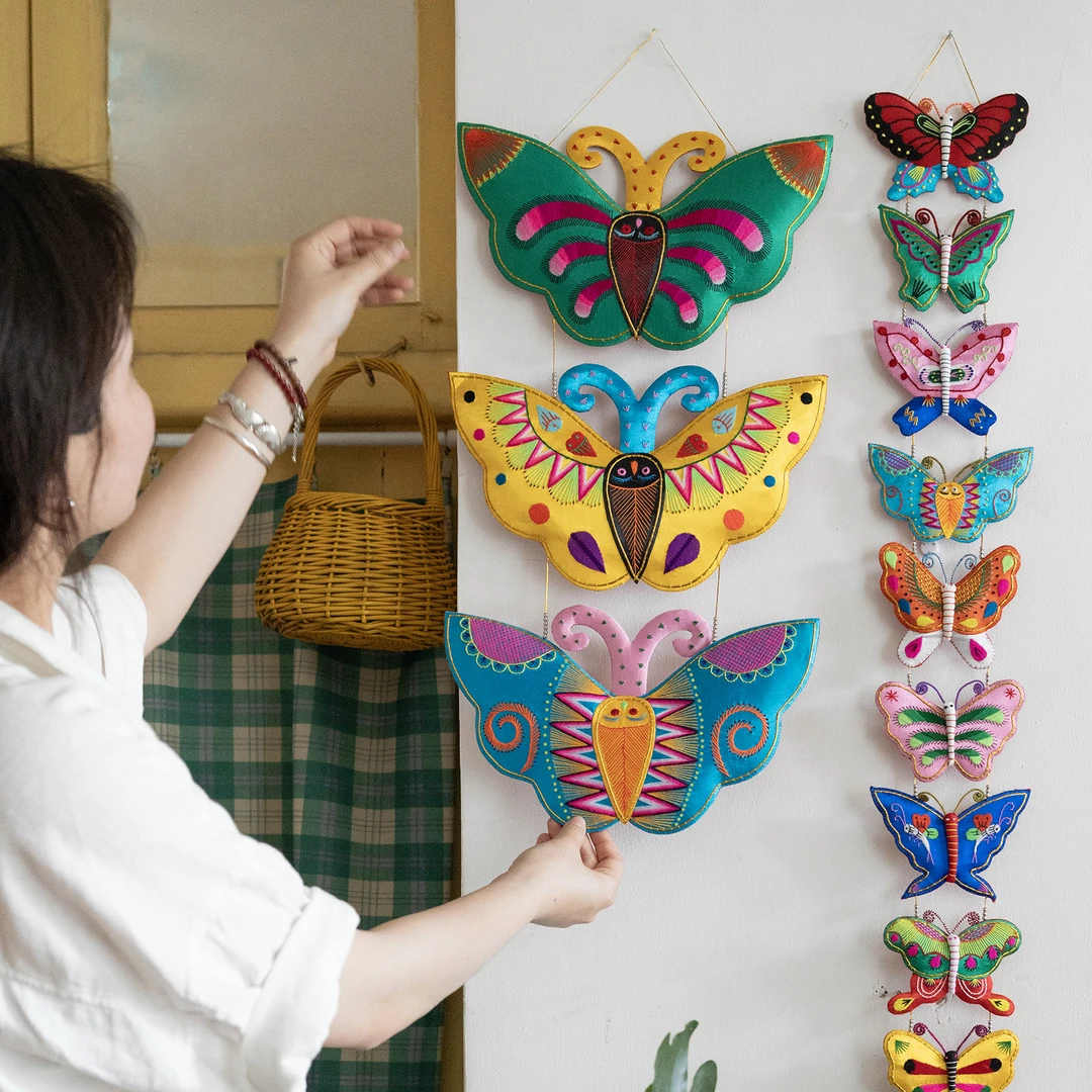 西秦刺绣蝴蝶手工挂件居家布艺挂串装饰品陕西高端节日礼物吉祥物