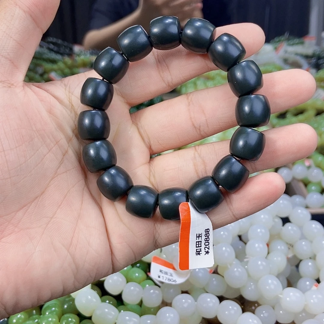 梦***你未镶嵌手串和田玉纯天然卡14新疆且末料沙枣青多样性发一