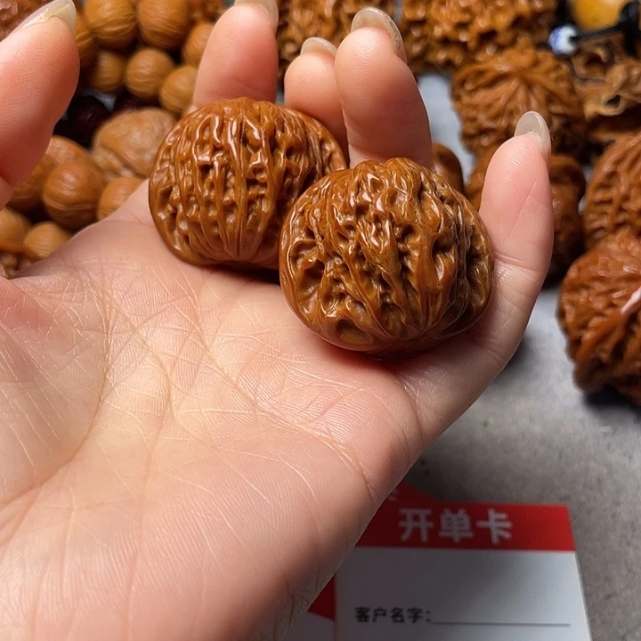 亿****吊坠文玩核桃磨盘