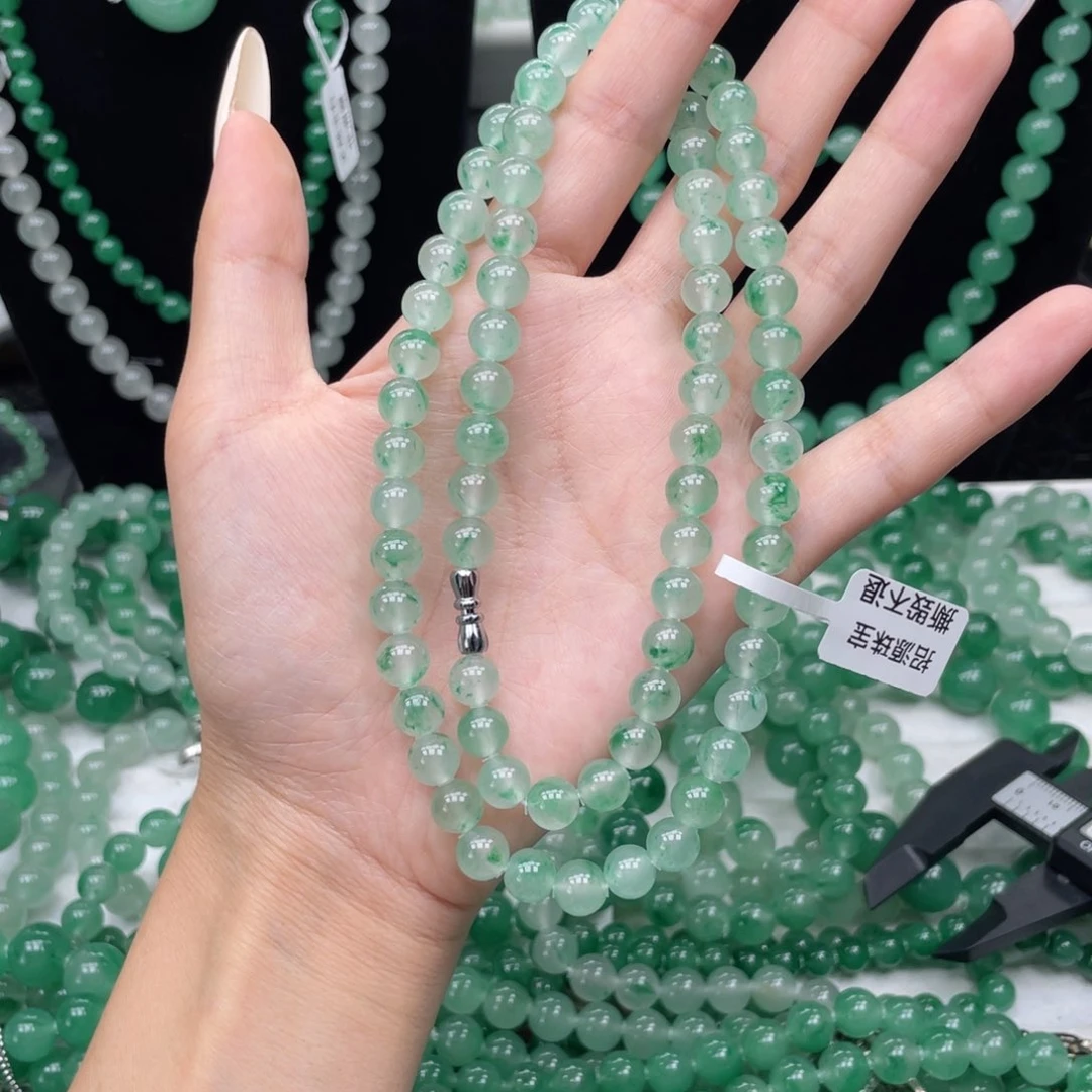 未镶嵌手串石英质玉（非洲翠）72颗