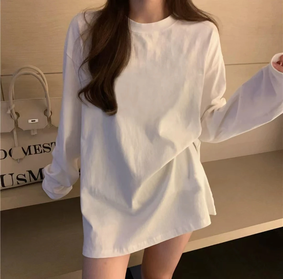 随机衣服一件