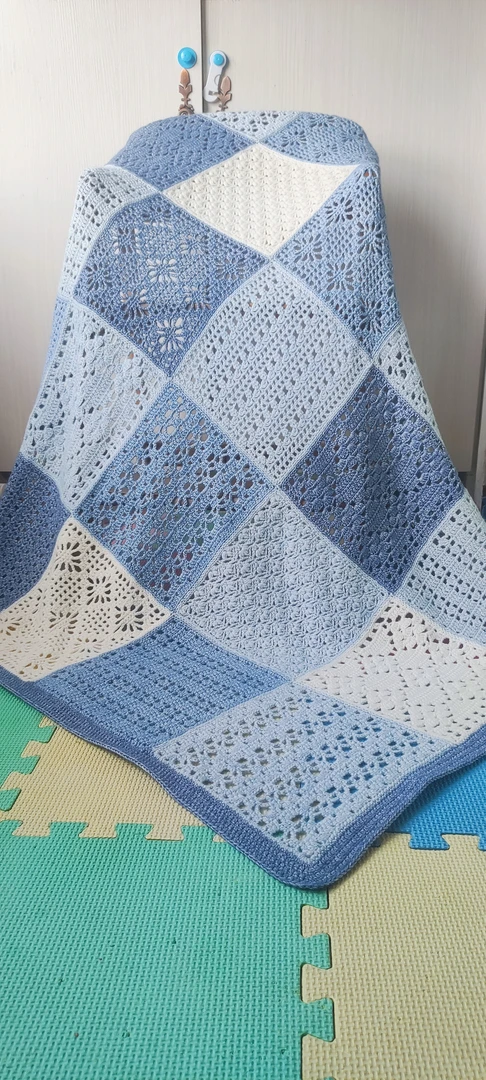 钩织祖母格拼花盖毯四季通用实用美观