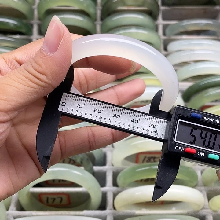 未镶嵌蛇纹石玉手镯179