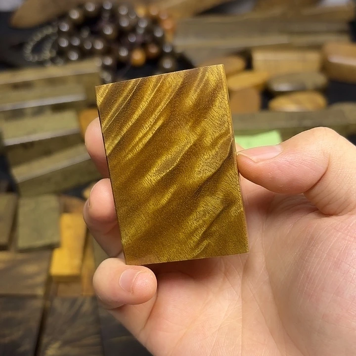 悠***刀金丝楠一物一拍链接