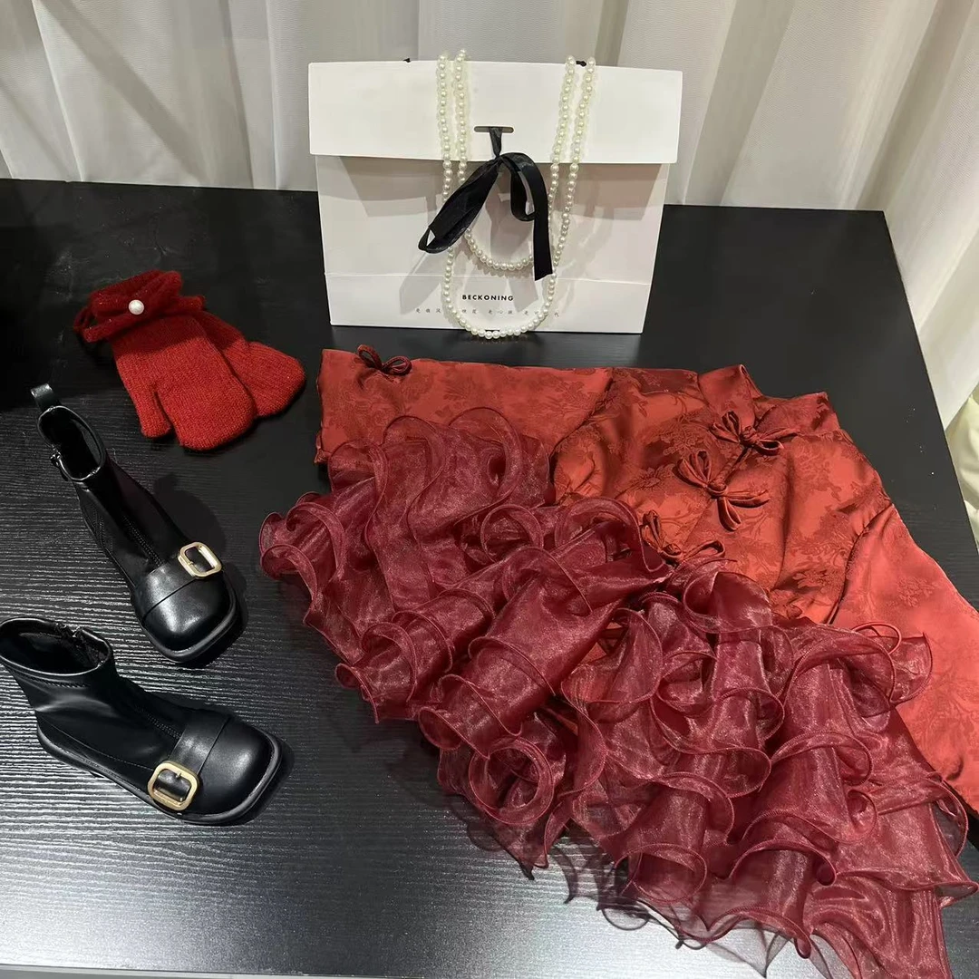 【3红】2024年女童国风拜年刺绣蓬蓬裙棉服