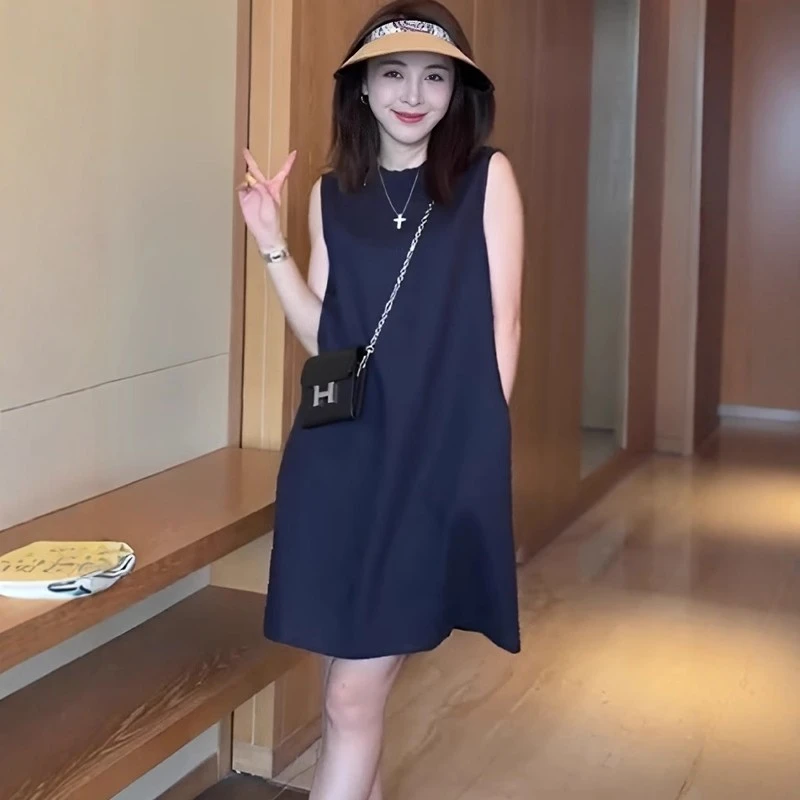 法式高级感无袖背心连衣裙2025新款女夏季宽松小个子休闲气质短裙