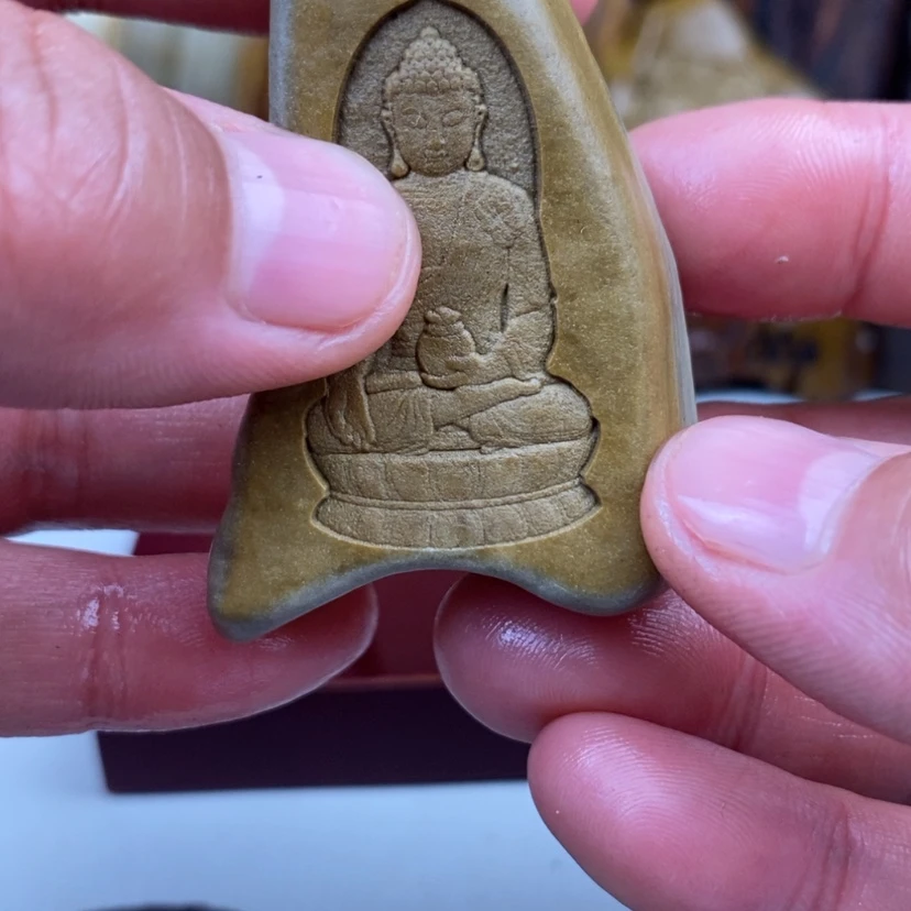 【闪购商品】原石雕刻手把件脖挂件