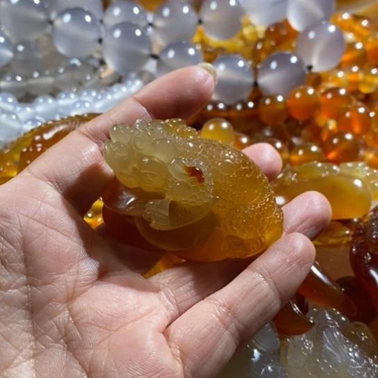 未镶嵌玛瑙手把件玛瑙/玉髓青**段