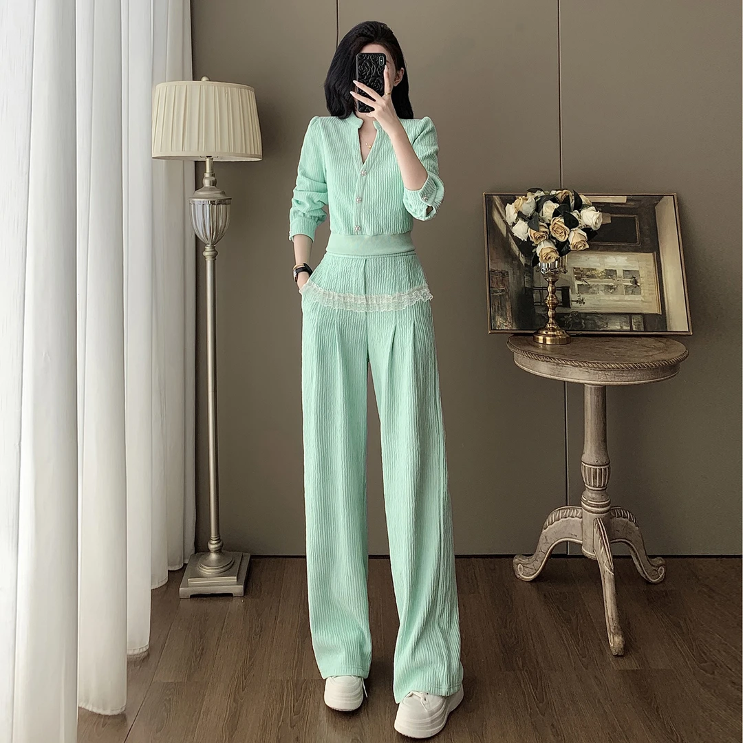 入秋穿搭一整套女装显瘦减龄洋气休闲时尚卫衣高腰阔腿裤两件套