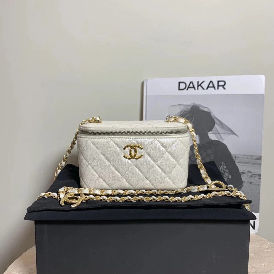 99新 Chanel/香奈儿 壹臻/23S珠光白长盒 子包 75544990