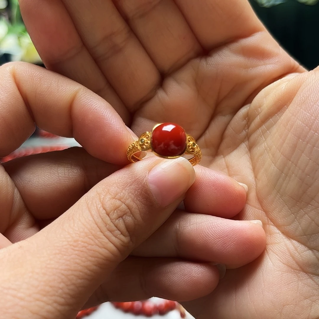 南红玛瑙未镶嵌珠宝奇石