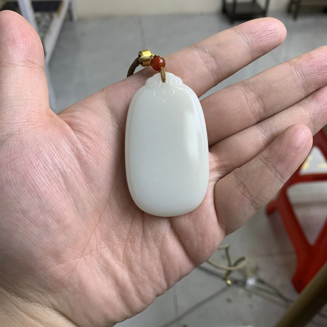 无事牌挂件和田玉首饰珠宝