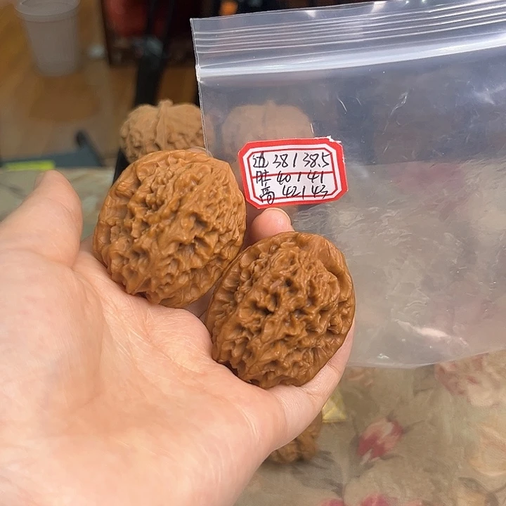 文玩核桃把件非嫁接马老四