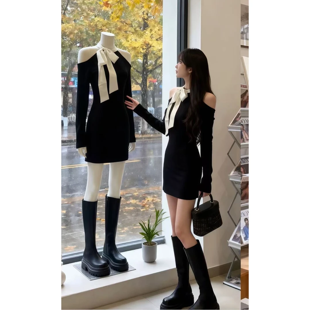 2025年秋季新款秋冬打底短裙针织黑色露肩短款小个子连衣裙裙子女