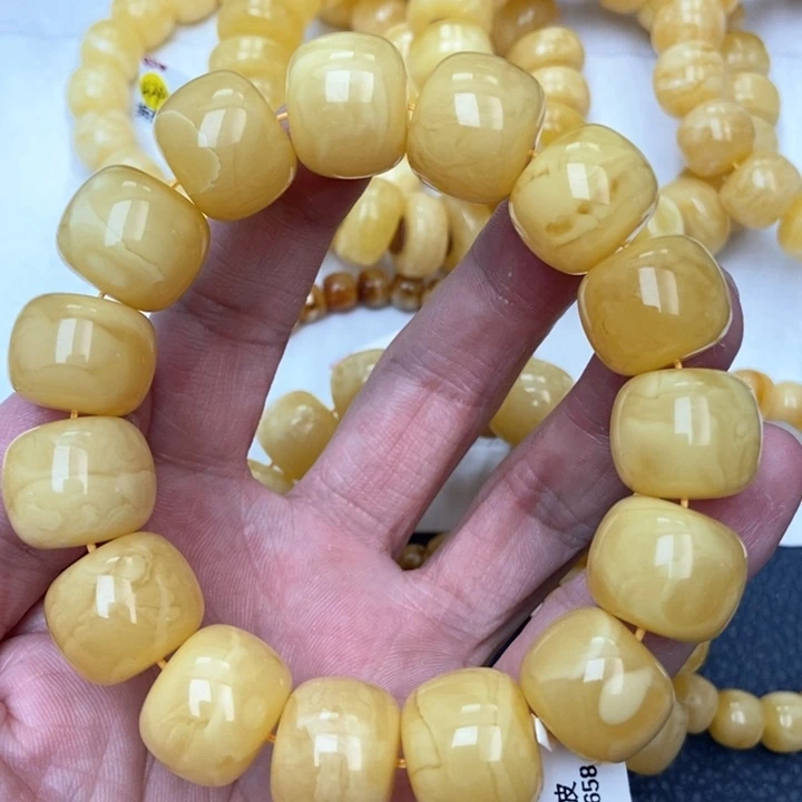 琥珀未镶嵌珠宝奇石19