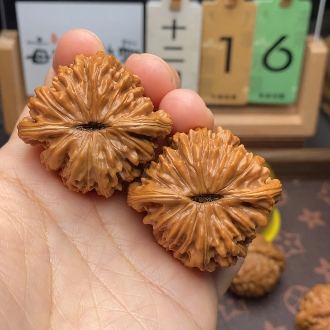 文玩核桃把件四座楼43