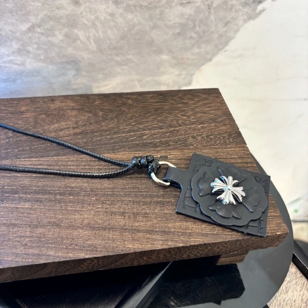 非金属皮质项链 方形十字毛衣链XL2868