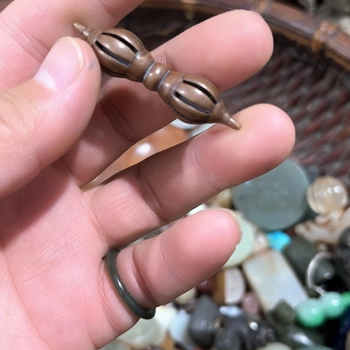 定***，瓷片瓷片瓷片瓷片