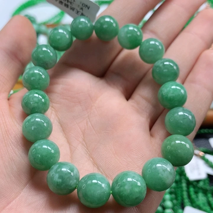 翡翠未镶嵌手链翡翠