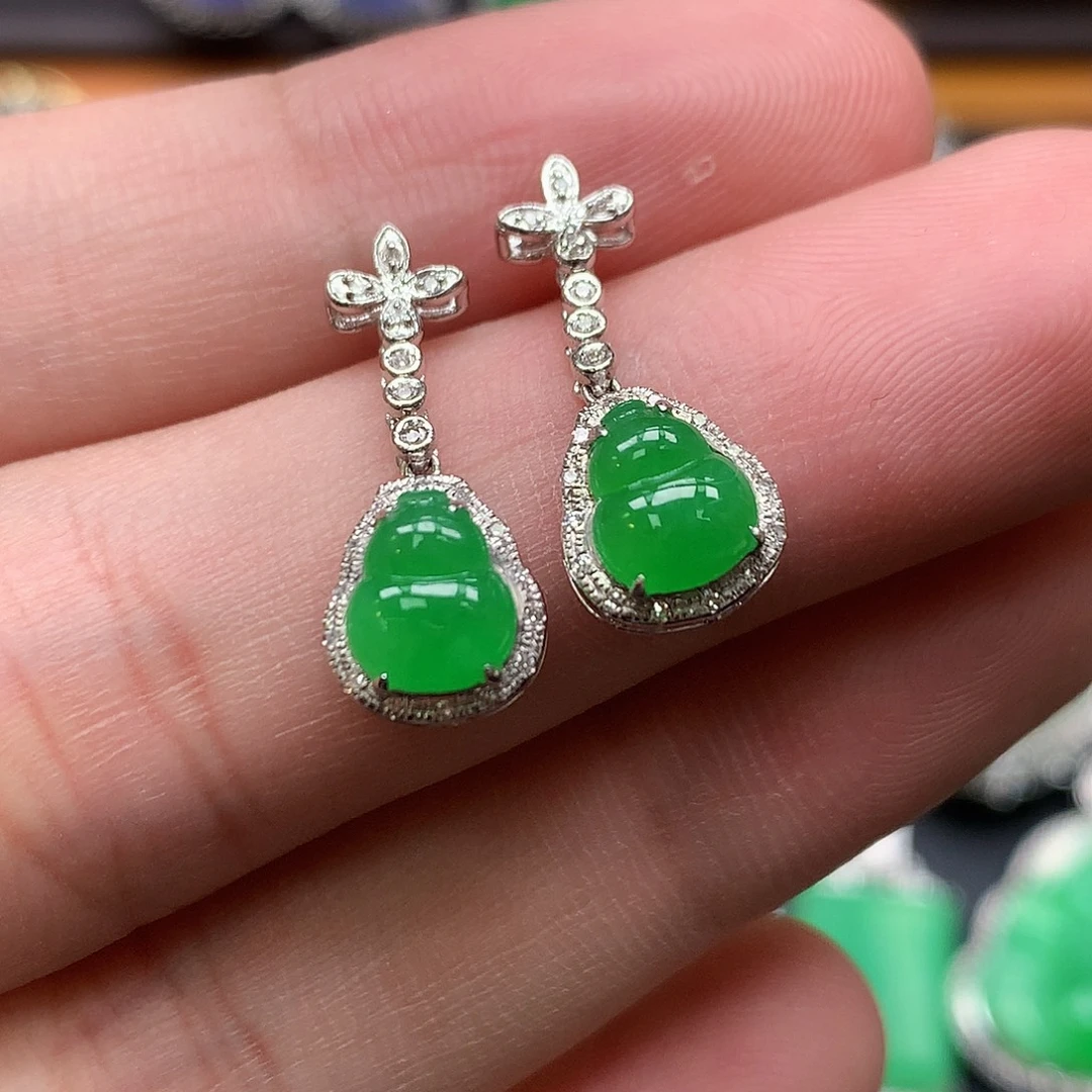 翡翠18K金镶嵌耳饰